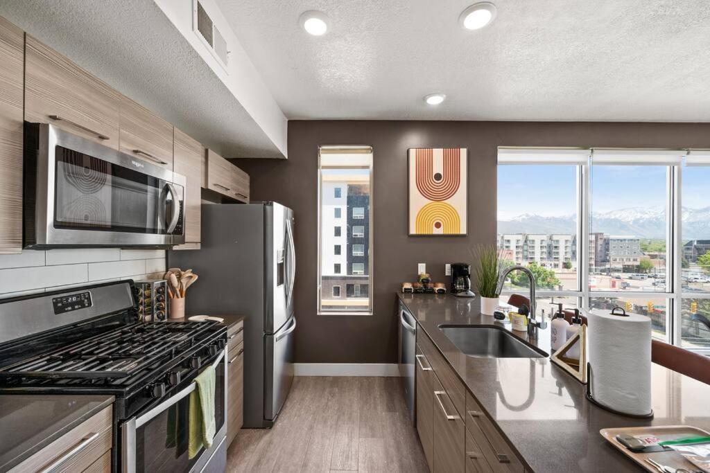 Appartement Lux 2 Bd Boho In Heart Of Slc à Salt Lake City Extérieur photo